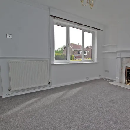 Image 3 - Gunn Close, Bulwell, NG6 7DY, United Kingdom - Townhouse for rent