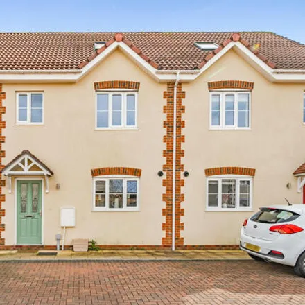 Buy this 3 bed townhouse on 97 Bridgwater Road in Bristol, BS13 8AE