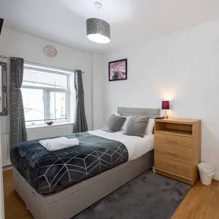 Rent this 3 bed townhouse on Hyndburn in BB6 7JH, United Kingdom