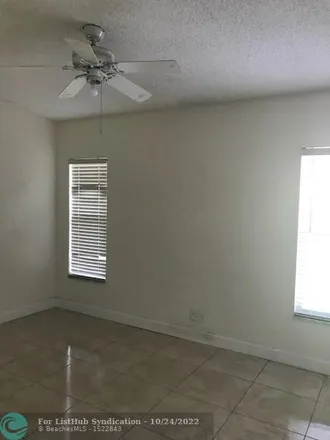 Image 7 - 11243 Northwest 39th Street, Coral Springs, FL 33065, USA - Duplex for rent