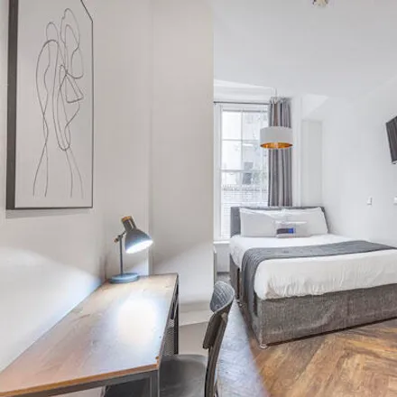 Rent this studio apartment on 10 Sloane Avenue in London, SW3 3JG