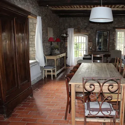 Rent this 5 bed house on 84460 Cheval-Blanc