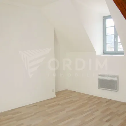 Rent this 3 bed apartment on 9 Rue de la Belle Laitière in 89200 Pontaubert, France