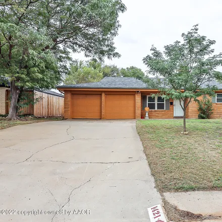Buy this 3 bed house on 1421 Hillcrest Drive in Canyon, TX 79015