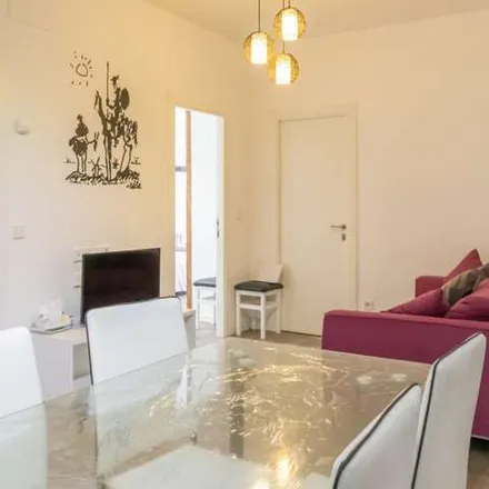 Rent this 4 bed apartment on Madrid in Calle del Almendro, 10