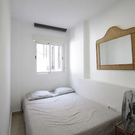 Image 4 - Calle de Antonio Zamora, 48, 28011 Madrid, Spain - Apartment for rent