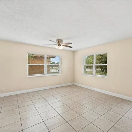 Image 7 - 1389 Silver Beach Rd, Riviera Beach, Florida, 33404 - House for sale