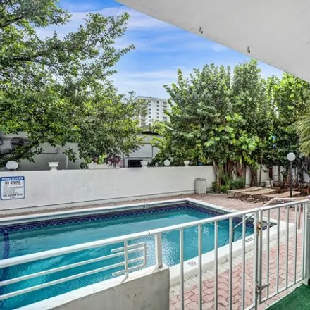 Image 4 - 2972 Banyan Street, Fort Lauderdale, FL 33316, USA - Condo for sale