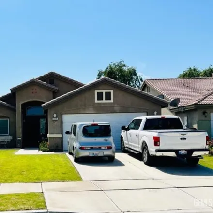 Buy this 3 bed house on 2235 Buenaventura Street in Wasco, CA 93280