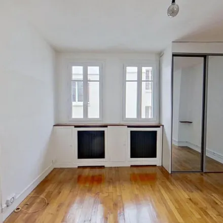 Rent this 1 bed apartment on 7 Avenue des Chasseurs in 75017 Paris, France