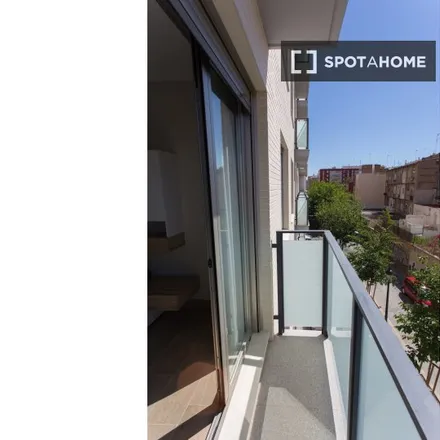 Rent this 1 bed apartment on Carrer de Cadis in 77, 46006 Valencia