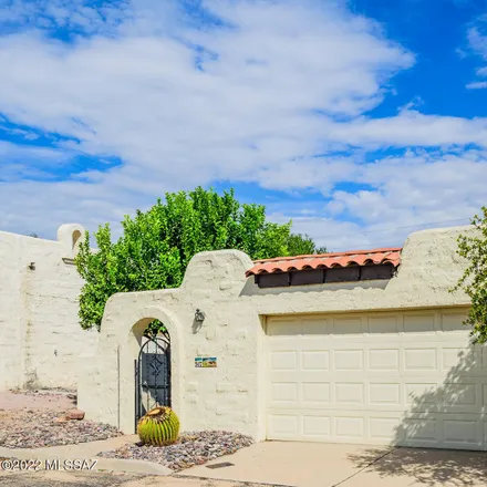 Buy this 3 bed townhouse on 391 East Via Terrenal in Pima County, AZ 85614