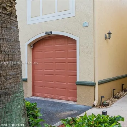 Buy this 1 bed condo on 2458 Centergate Drive in Miramar, FL 33025