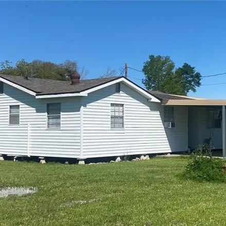 Buy this 2 bed house on 4922 Gray Road in Calcasieu Parish, LA 70668