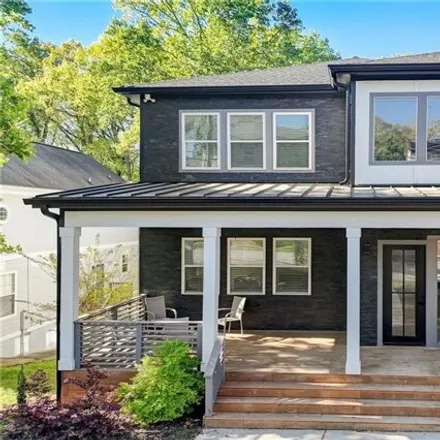 Image 1 - 2020 Cambridge Avenue, Atlanta, GA 30337, USA - House for sale