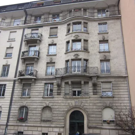 Rent this 4 bed apartment on Rue des Pâquis 59 in 1201 Geneva, Switzerland