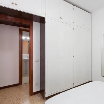 Image 2 - Carrer de la Indústria, 168, 08025 Barcelona, Spain - Apartment for rent