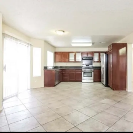 Image 4 - 570 Coudures Way, Perris, CA 92571, USA - Room for rent