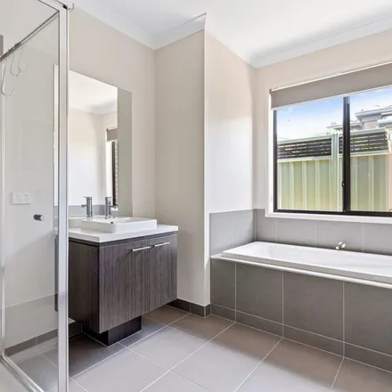 Rent this 4 bed apartment on Triplett Avenue in Ascot VIC 3551, Australia