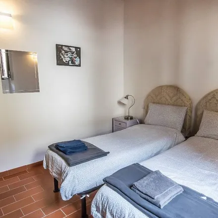 Rent this 3 bed room on Via di Barbano in 11, 50129 Florence FI