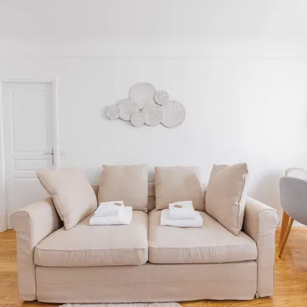 Rent this 3 bed apartment on 247 Boulevard Jean Jaurès in 92100 Boulogne-Billancourt, France