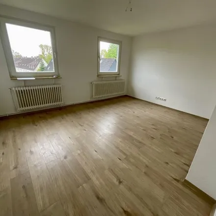 Rent this 3 bed apartment on Weichselstraße in 26388 Wilhelmshaven, Germany