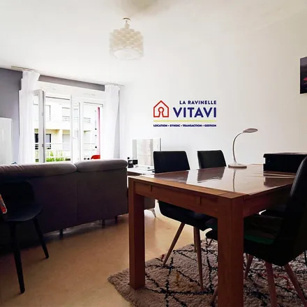 Rent this 2 bed apartment on 107 Rue des Vignattes in 54600 Villers-lès-Nancy, France