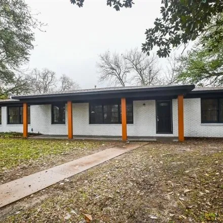 Rent this 4 bed house on 1760 Hawthorne Street in La Marque, TX 77568