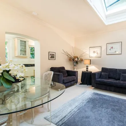 Image 3 - 108 Frognal, London, NW3 6XD, United Kingdom - Duplex for rent