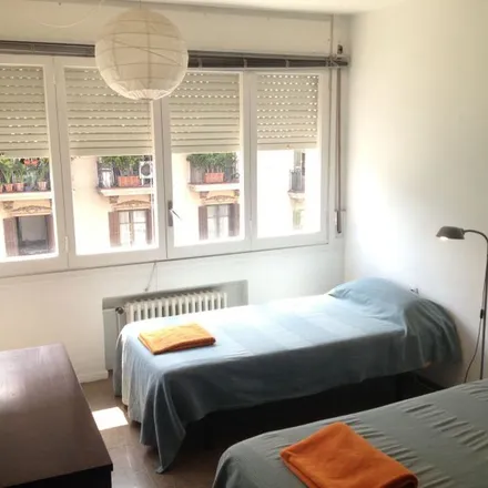 Rent this 3 bed apartment on Carrer de Muntaner in 233, 08001 Barcelona