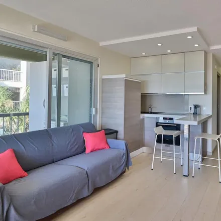 Rent this 2 bed apartment on Cannes in Maritime Alps, France