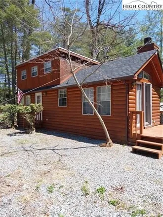 Buy this studio apartment on Larkspur Road in Avery County, NC 28662
