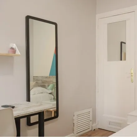 Rent this 1studio room on Calle de Santa Engracia in 37, 28010 Madrid