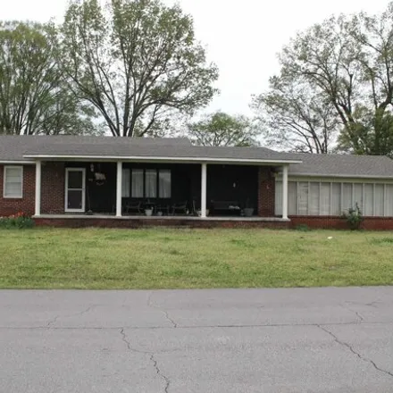 Buy this 3 bed house on 755 Ford Avenue in East Haven, Muscle Shoals