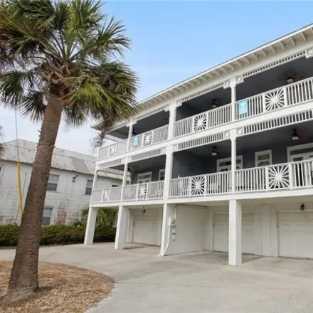 Image 2 - 149 2nd Street, Tybee Island, Chatham County, GA 31328, USA - Townhouse for sale