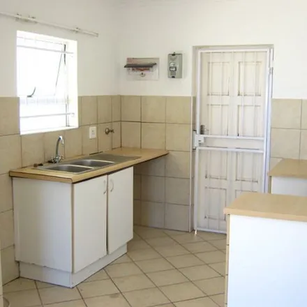 Image 7 - 17th Street, Cape Town Ward 86, Strand, 7140, South Africa - Apartment for rent