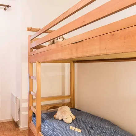 Rent this 1 bed apartment on 05220 Le Monêtier-les-Bains