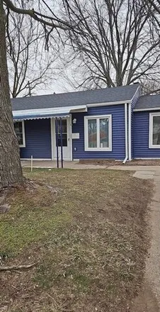 Buy this 3 bed house on 32730 Sheridan St in Garden City, Michigan