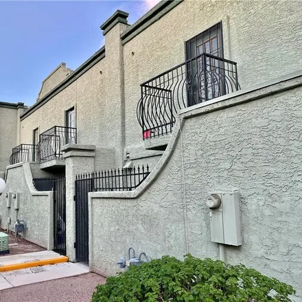 Image 5 - 7094 Burcot Avenue, Clark County, NV 89156, USA - Townhouse for sale