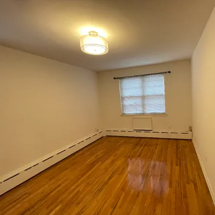 Image 7 - 267 West 256th street - Condo for rent