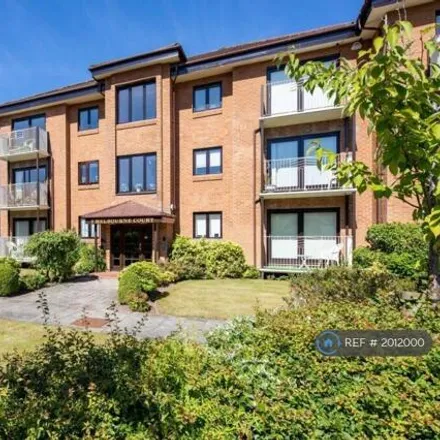 Rent this 3 bed apartment on Melbourne Court in Giffnock, G46 6LX