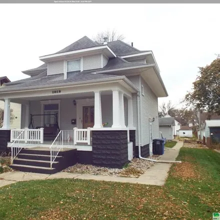 Buy this 3 bed house on 1040 9th Street in Sheldon, IA 51201