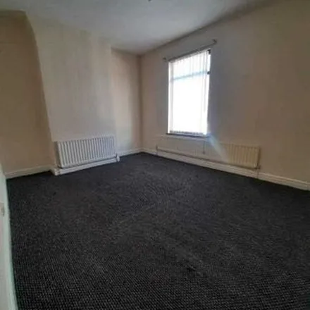 Rent this 2 bed townhouse on Harrow Road in Liverpool, L4 2TH