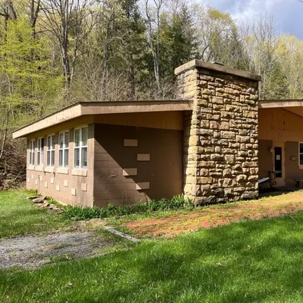 Image 3 - Elk Lick Scout Reserve, RD 3 Bordell Road, Keating Township, PA 16749, USA - House for sale