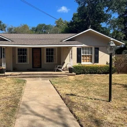 Buy this 3 bed house on 115 E Camden St in Palestine, Texas