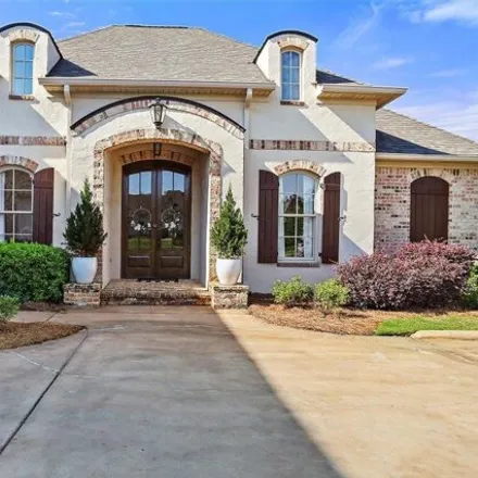Buy this 5 bed house on 122 Lineage Ln in Flowood, Mississippi