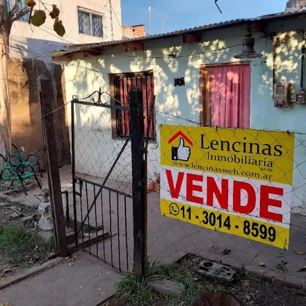 Buy this studio house on Calle 1130 - Don Pedro in Partido de Florencio Varela, 1891 Ingeniero Juan Allan