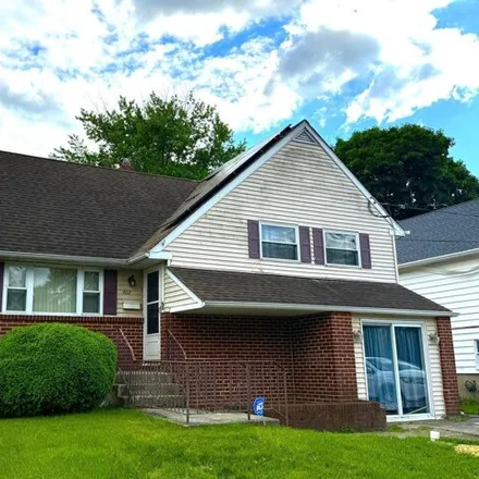 Buy this 3 bed house on 432 Franklin Road in Glassboro, NJ 08028