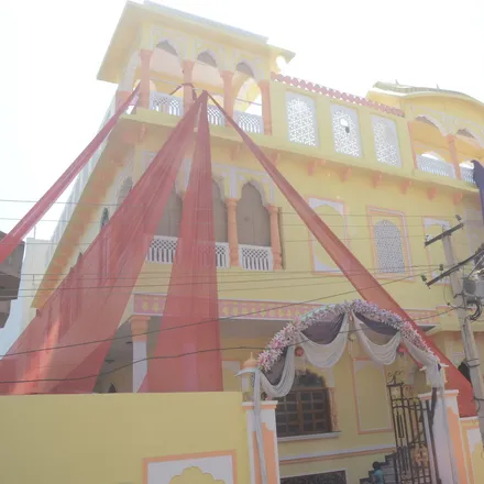 Rent this 6 bed house on Jaipur in Subhash Colony, IN