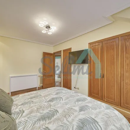 Rent this 2 bed apartment on Ayuntamiento de Oviedo in Plaza de la Constitución, 33009 Oviedo